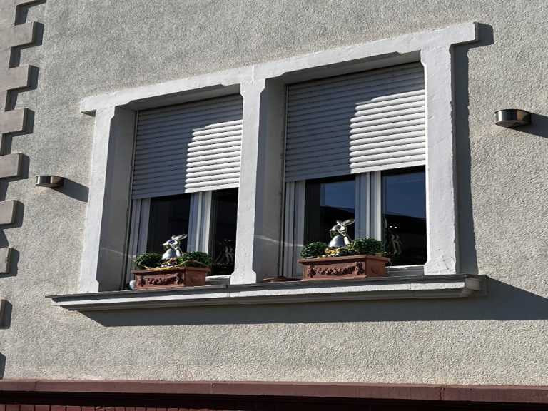 installer volet roulant balcon marseille